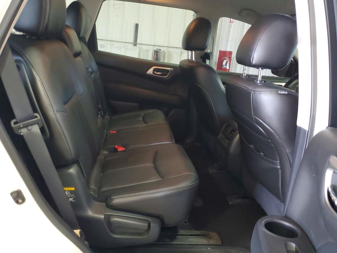 2013 Nissan Pathfinder S - zdjęcie 11