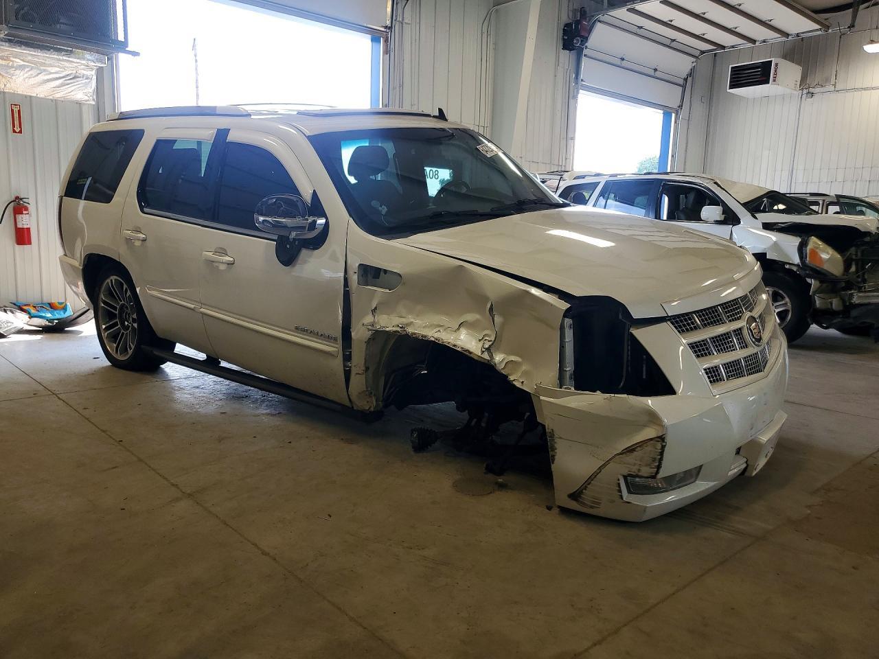2014 Cadillac Escalade Premium - zdjęcie 4