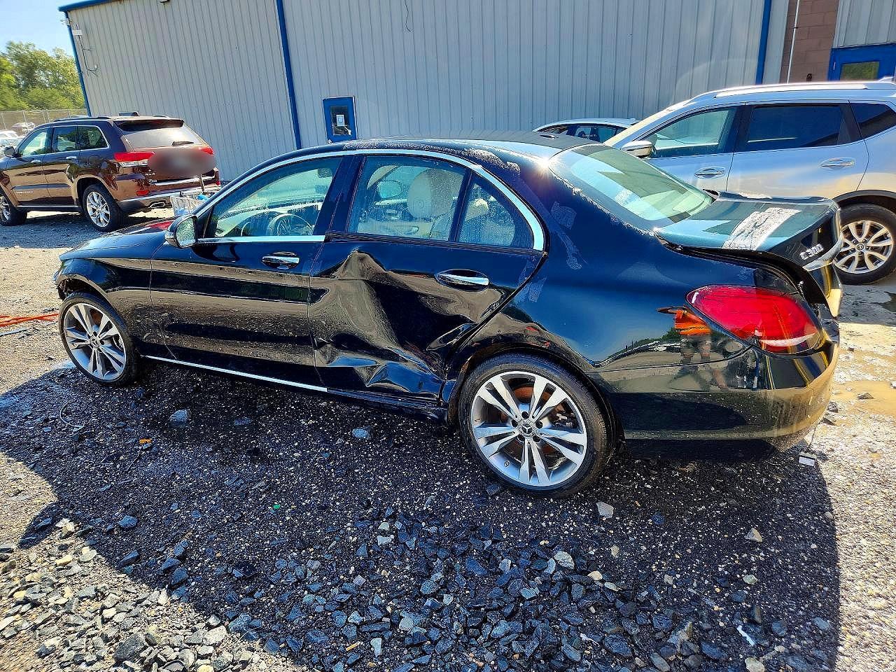 2019 Mercedes-Benz C 300 4Matic - zdjęcie 2