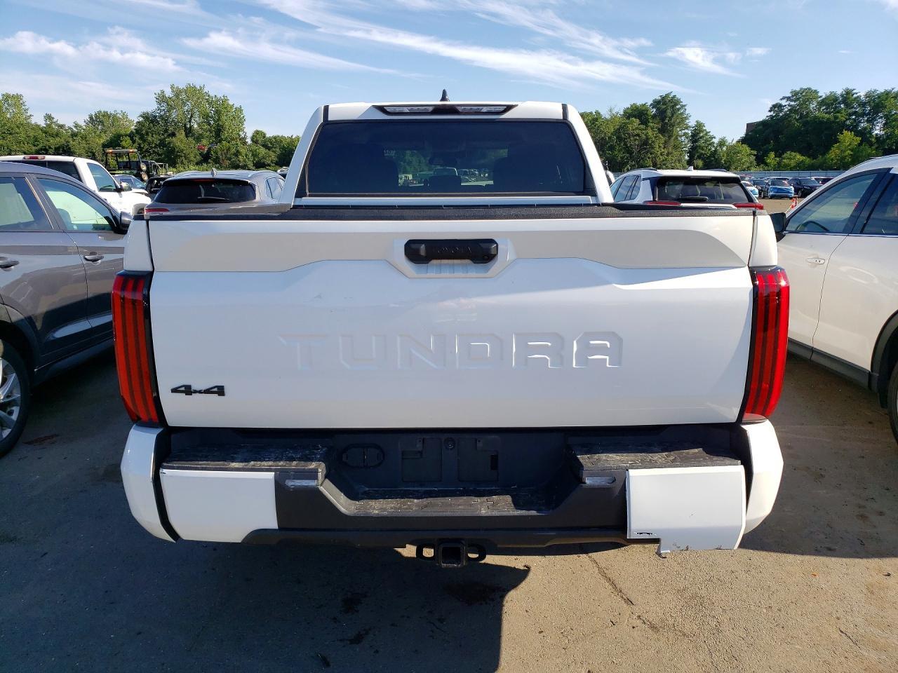 2024 Toyota Tundra Sr5 - zdjęcie 6