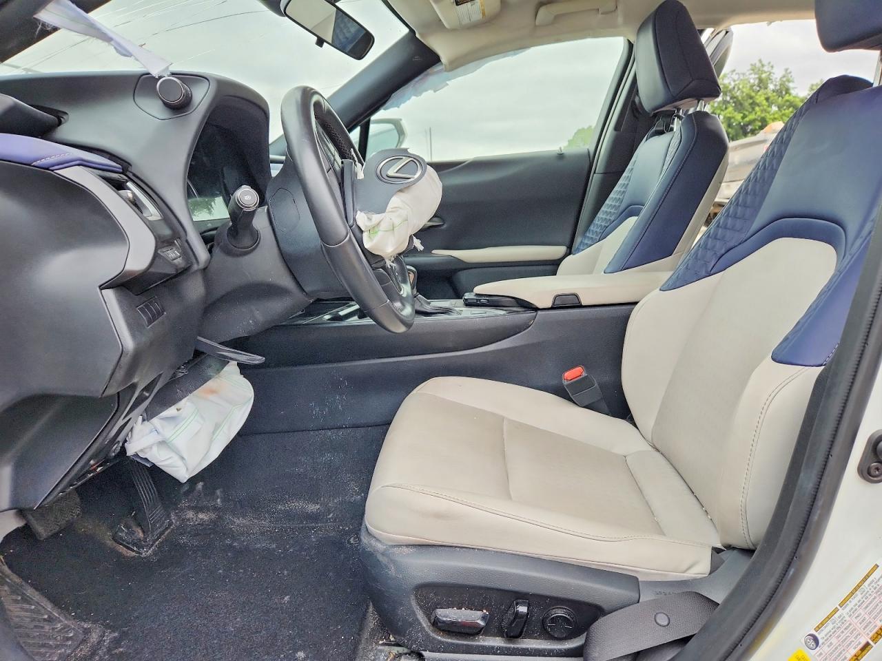 2022 Lexus Ux 200 - zdjęcie 7