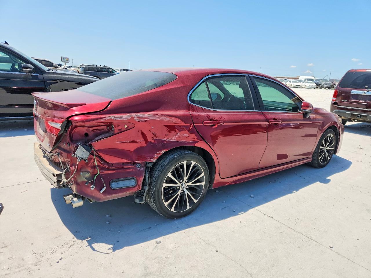 2018 Toyota Camry Se - zdjęcie 3