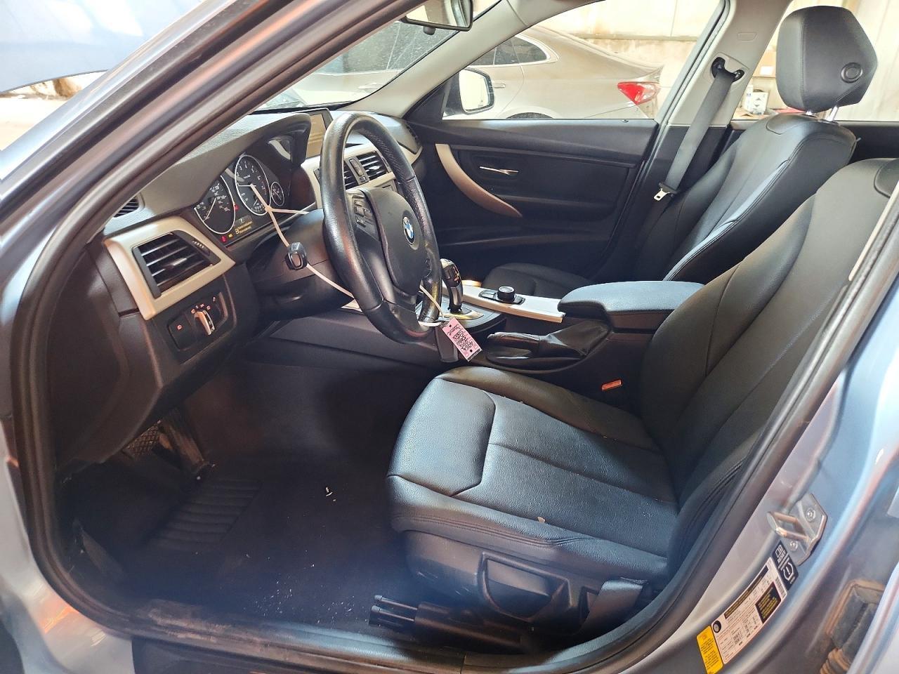 2015 BMW 320 I - zdjęcie 7