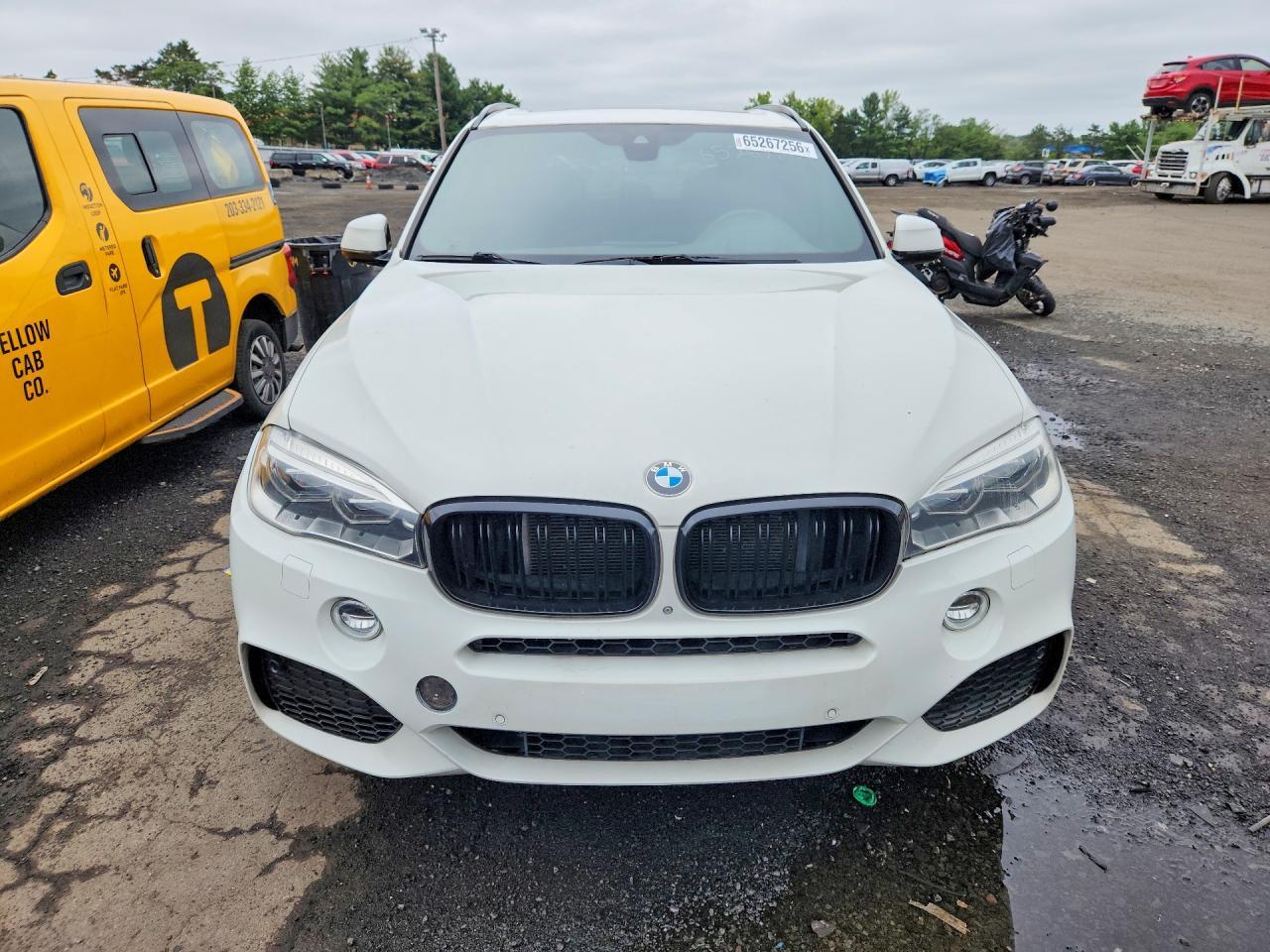2017 BMW X5 xDrive50I - zdjęcie 5