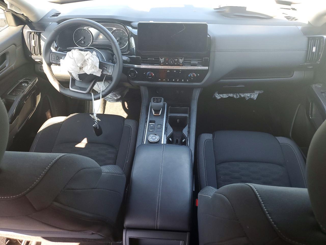 2026 Nissan Pathfinder Sv - zdjęcie 8