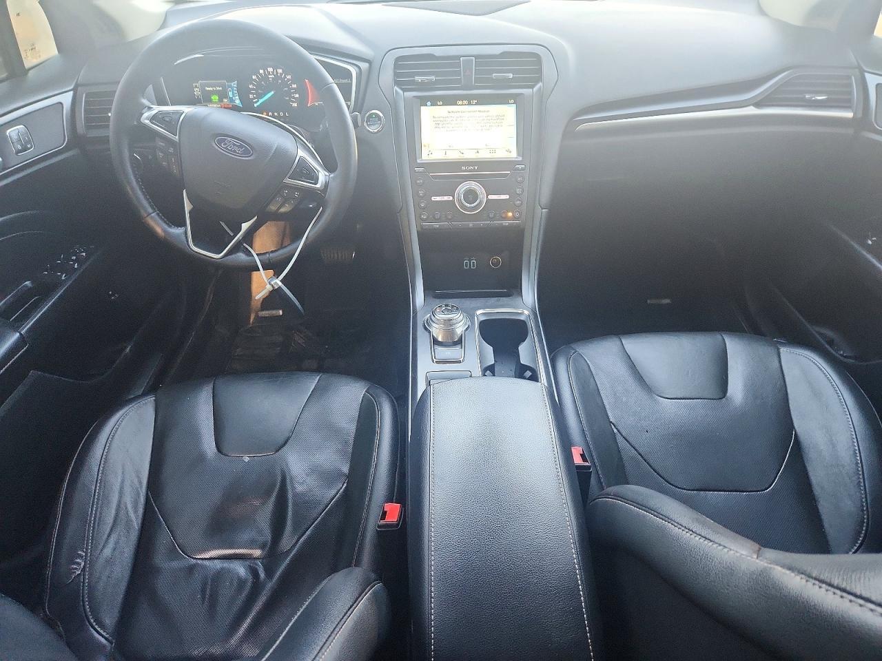 2019 Ford Fusion Titanium - zdjęcie 8