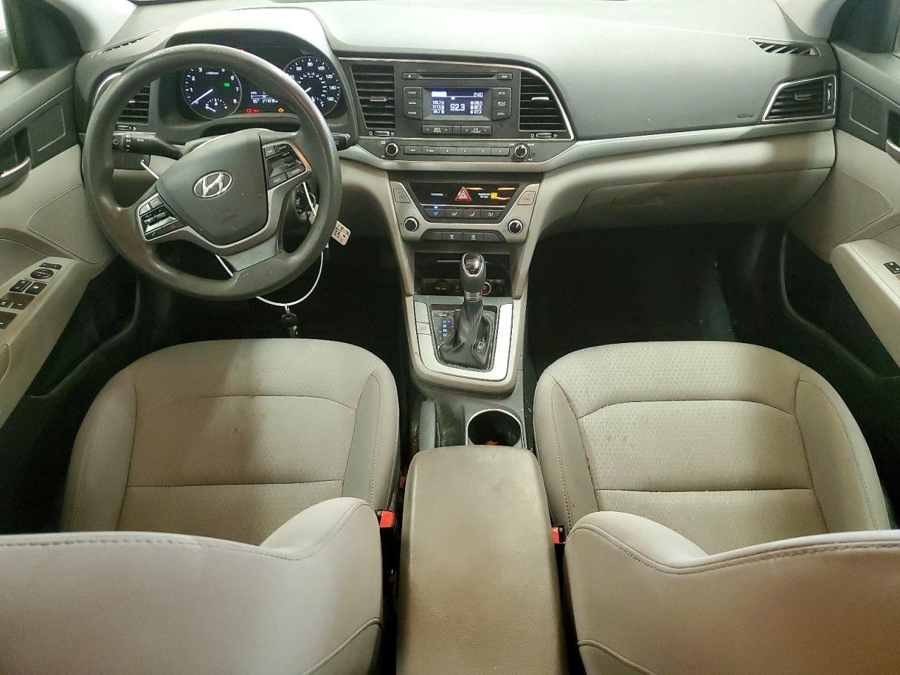 2017 Hyundai Elantra Se - zdjęcie 8