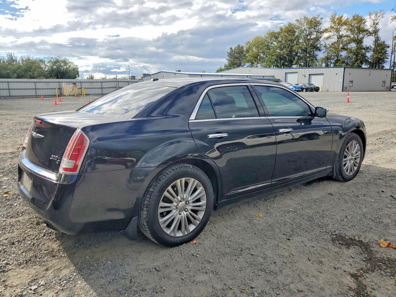 2013 Chrysler 300C - zdjęcie 3