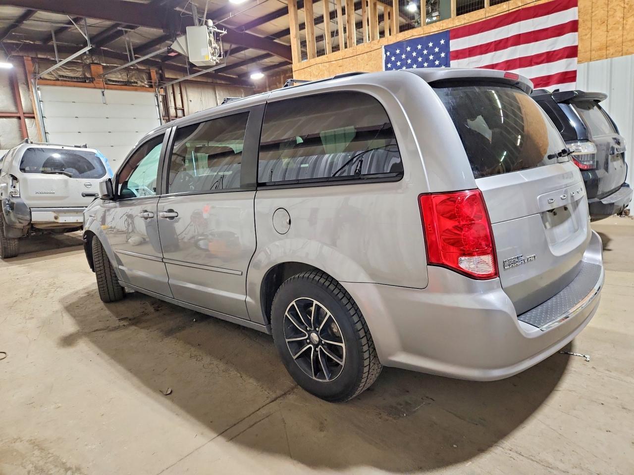 2017 Dodge Grand Caravan Gt - zdjęcie 2