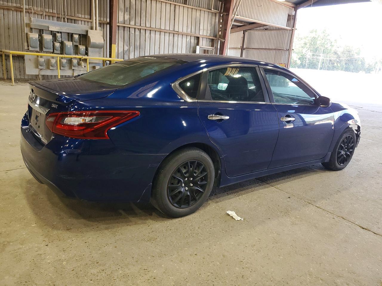 2017 Nissan Altima 2.5 - zdjęcie 3