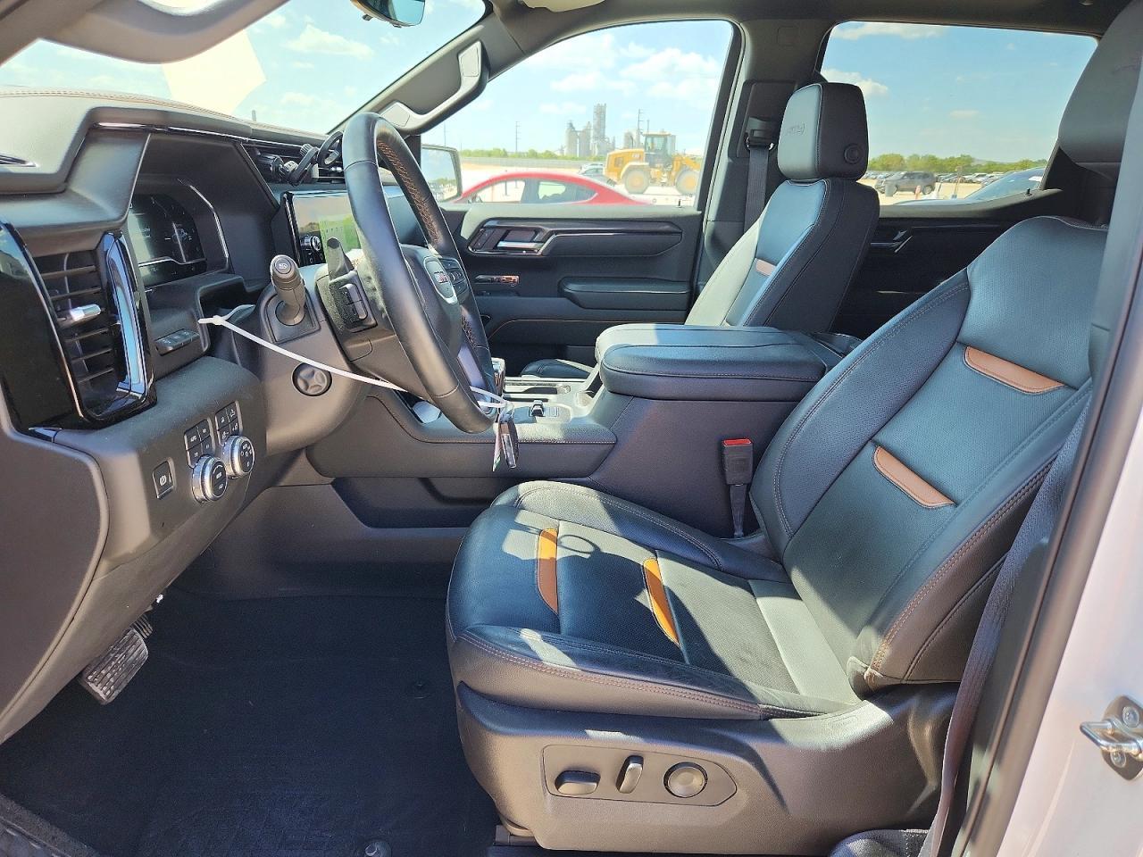 2025 GMC Sierra K1500 At4 - zdjęcie 7