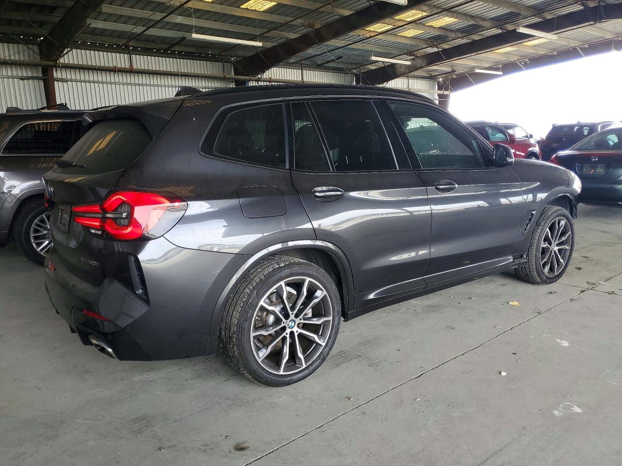 2022 BMW X3 xDrive30I - zdjęcie 3