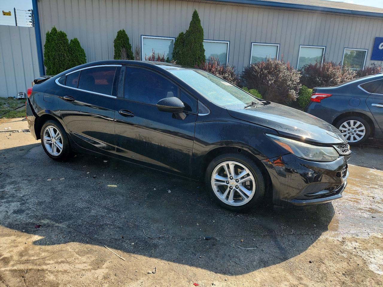 2017 Chevrolet Cruze Lt - zdjęcie 4