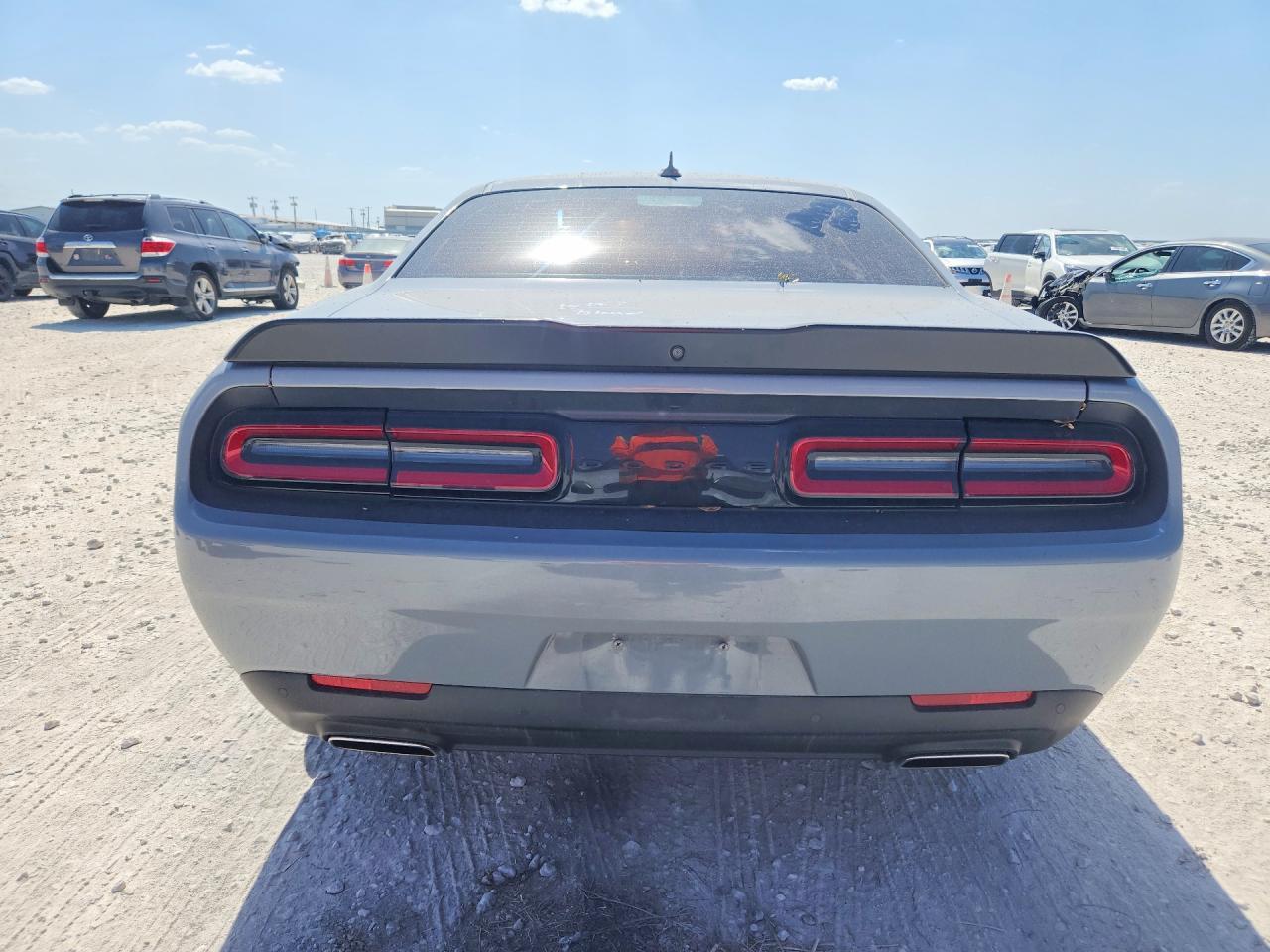 2021 Dodge Challenger Gt - zdjęcie 6