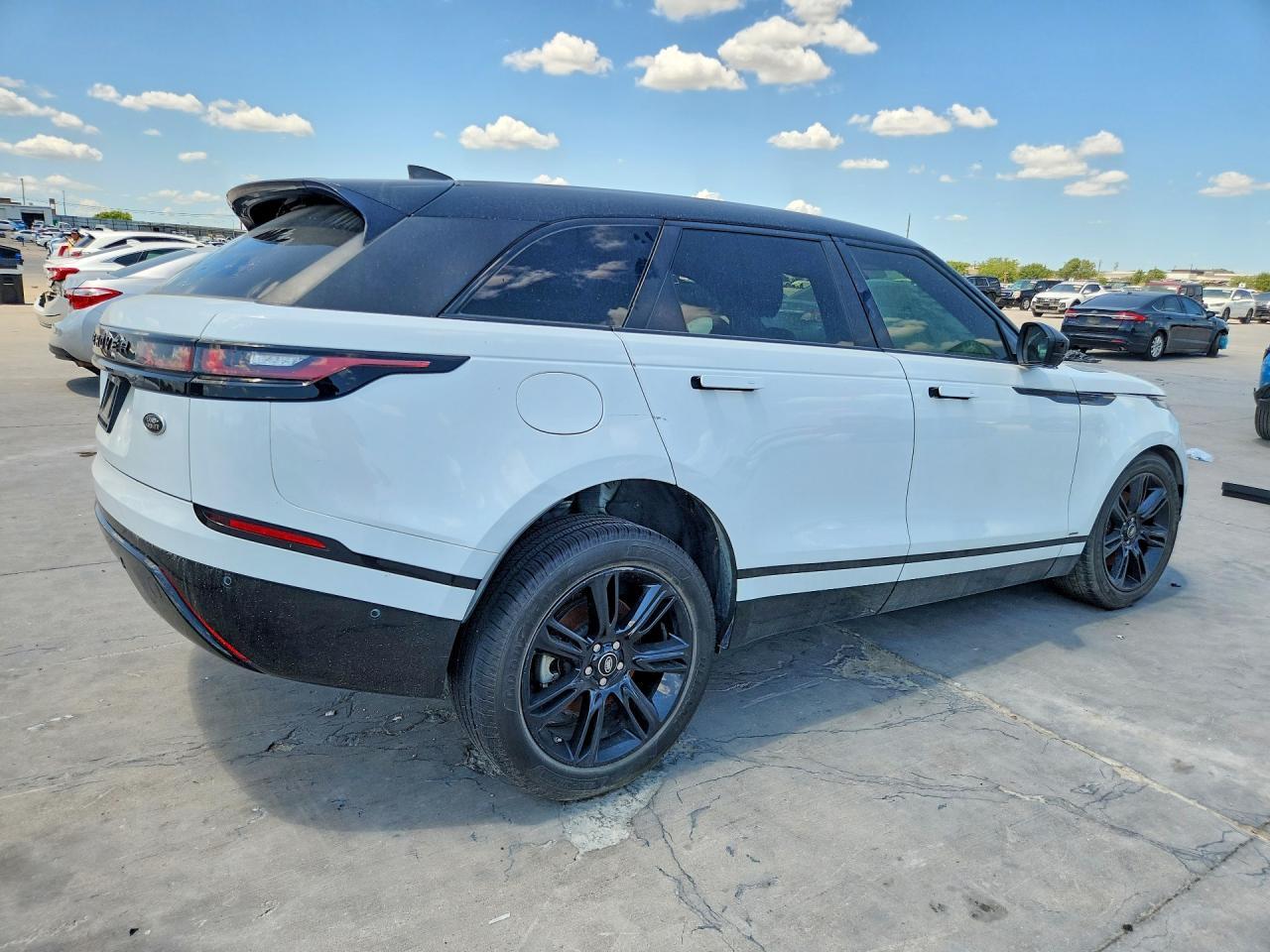 2021 Land Rover Range Rover Velar R-Dynamic S - zdjęcie 3