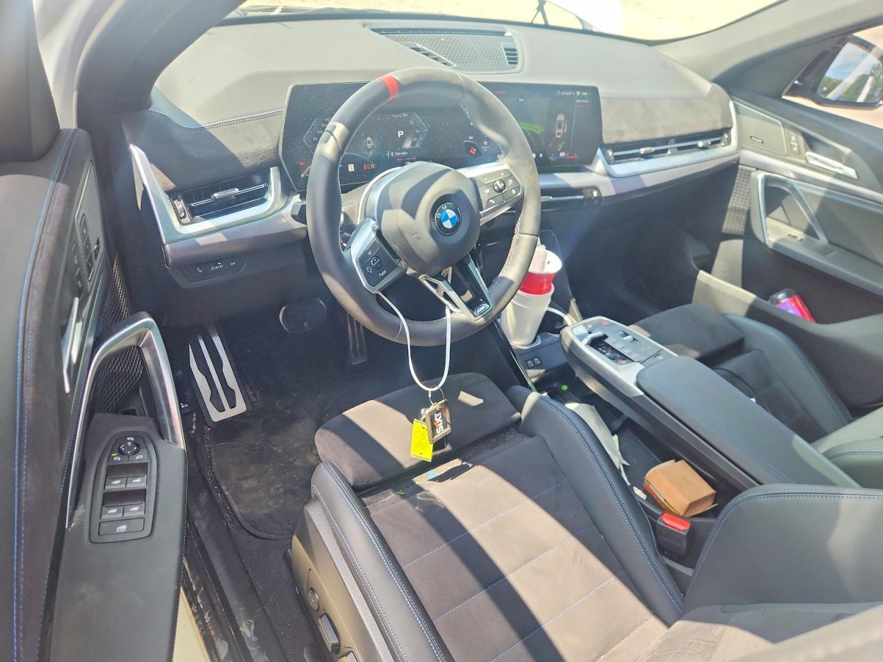 2026 BMW X2 M35I - zdjęcie 8