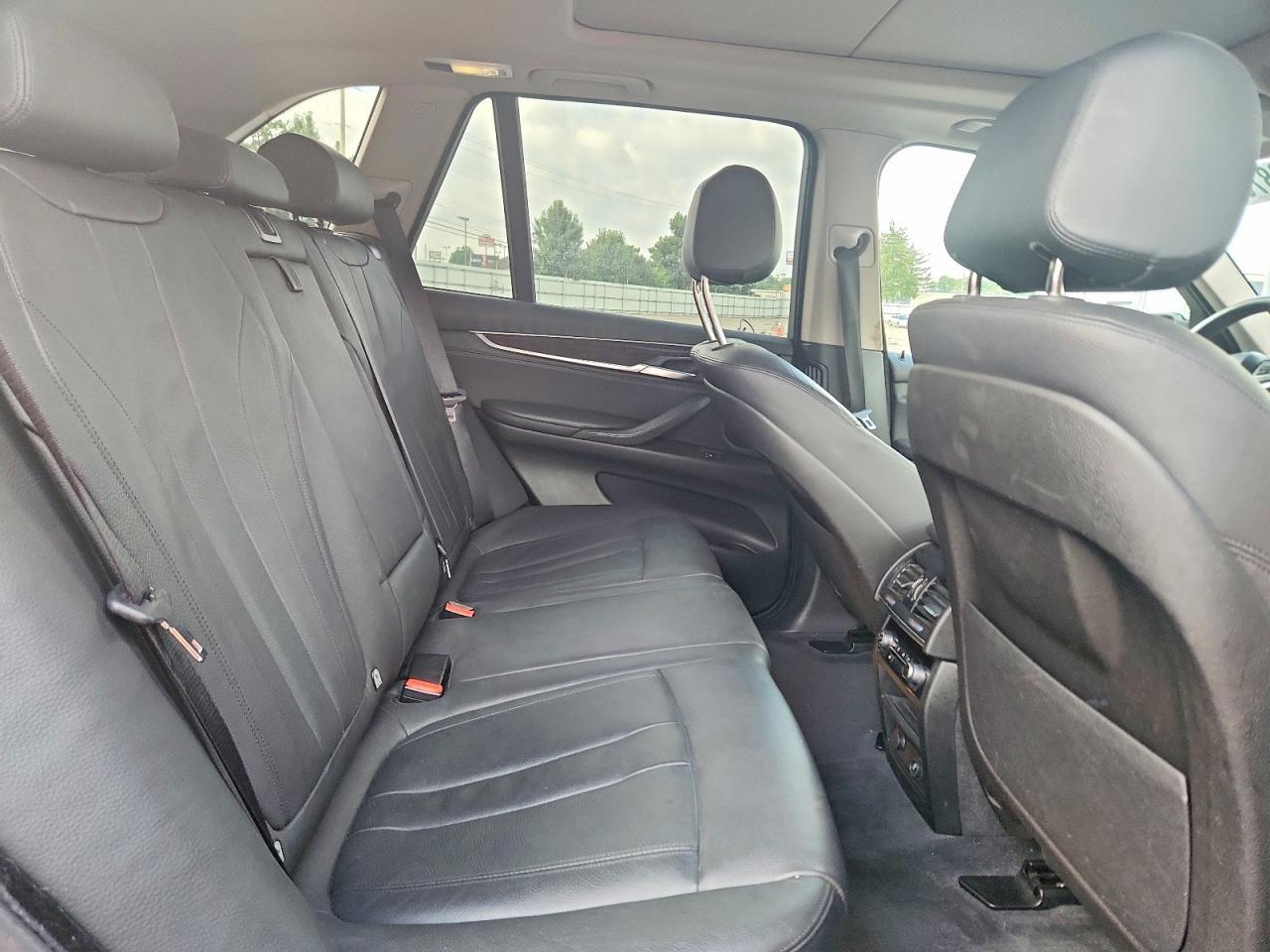2015 BMW X5 xDrive35I - zdjęcie 11