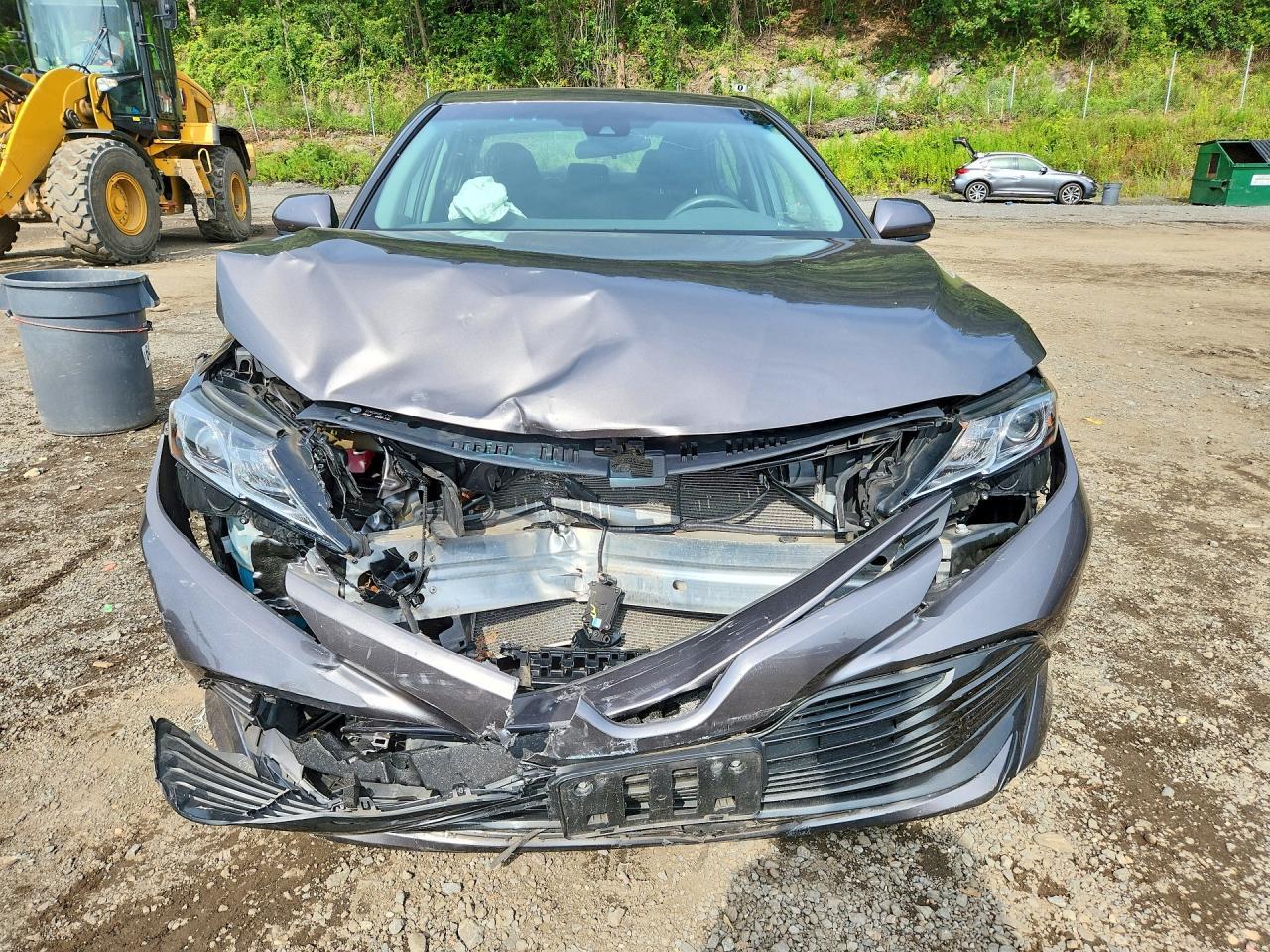 2018 Toyota Camry Le - zdjęcie 5