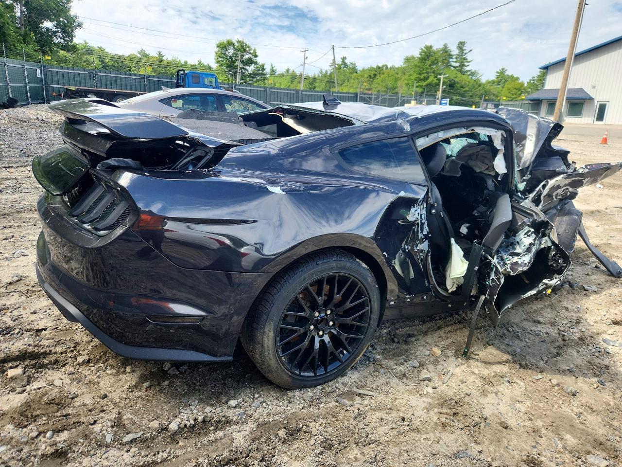 2023 Ford Mustang Gt - zdjęcie 3