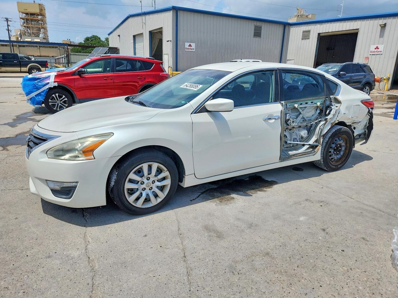 2014 Nissan Altima 2.5 S - zdjęcie główne