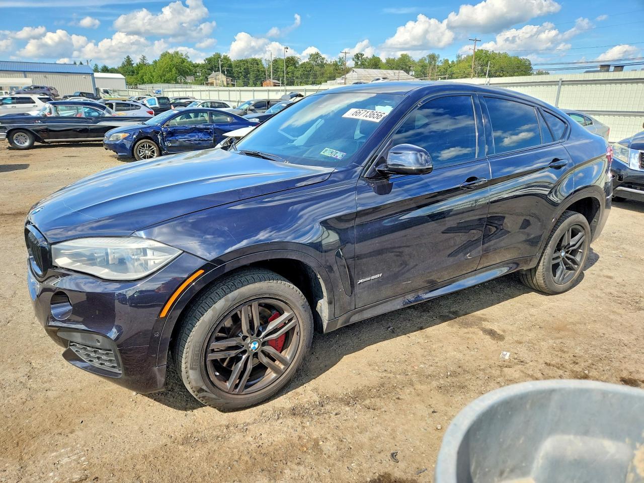 2015 BMW X6 xDrive50I - zdjęcie główne
