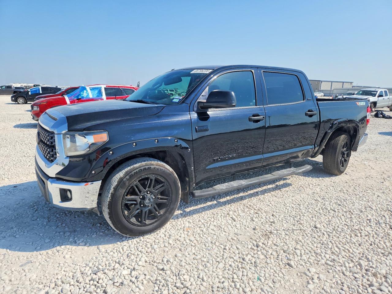 2018 Toyota Tundra Crewmax Sr5 - zdjęcie główne