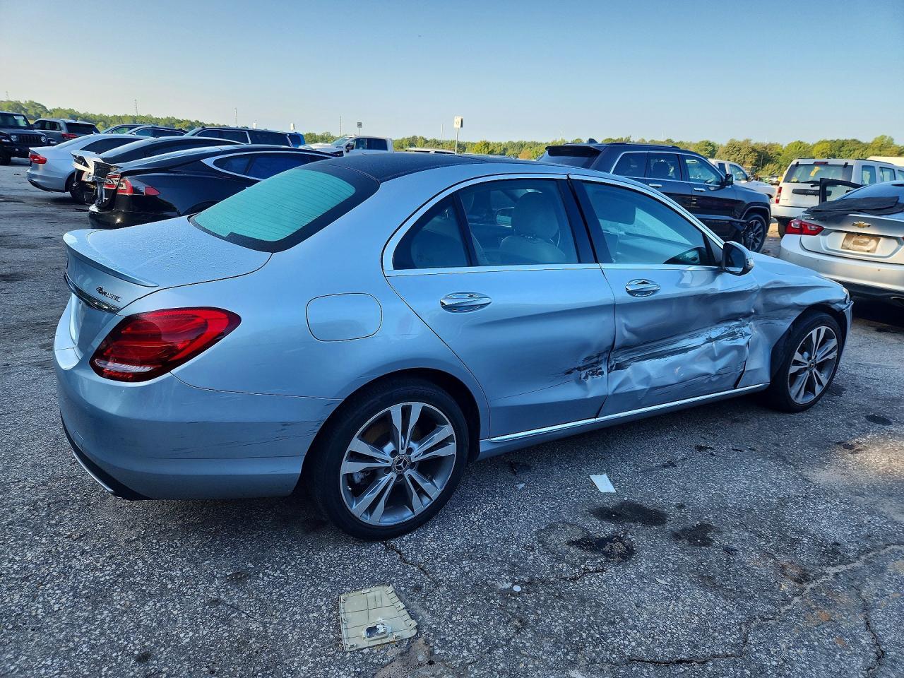 2018 Mercedes-Benz Klasa C - zdjęcie 3