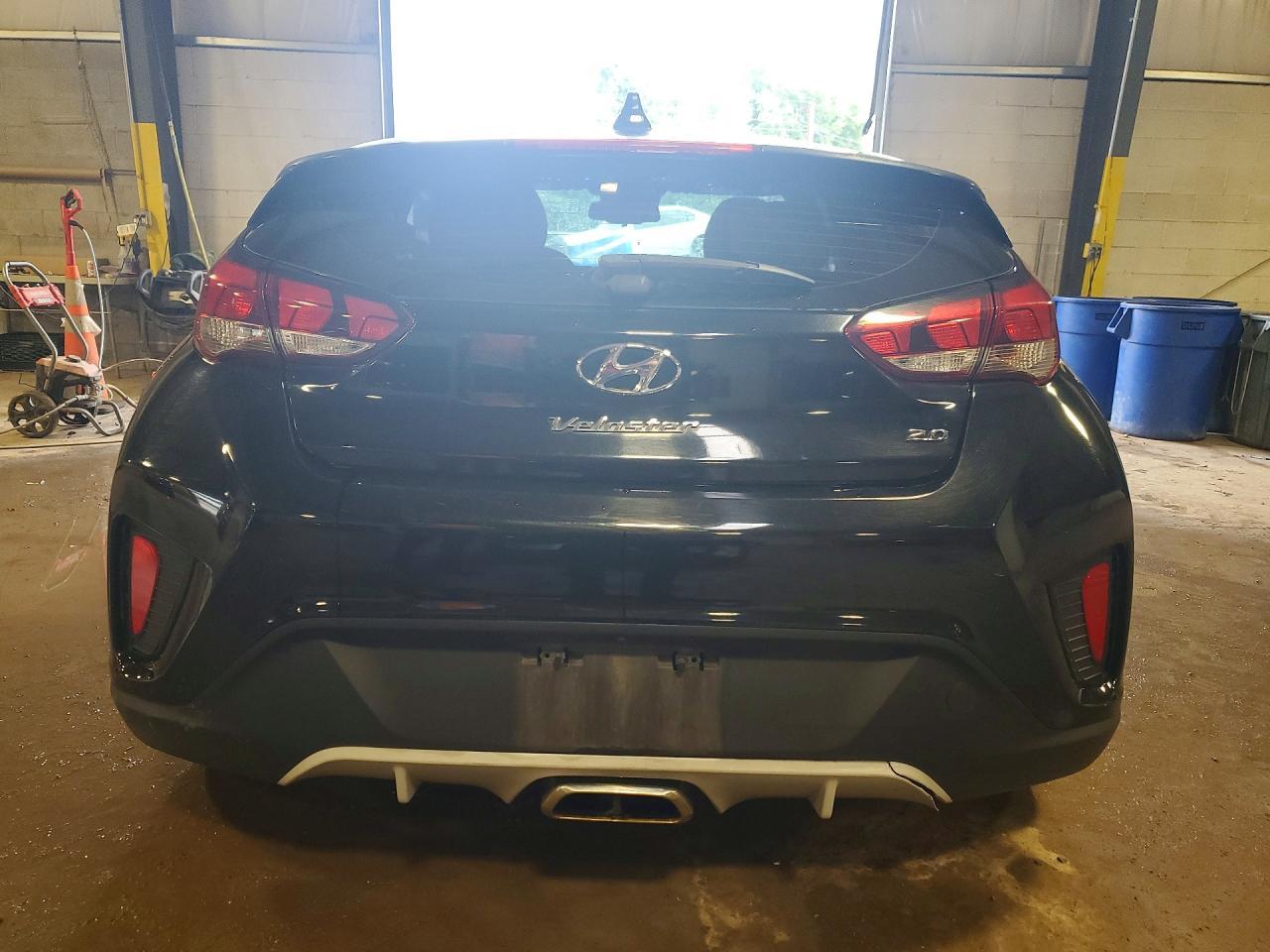 2019 Hyundai Veloster 2.0L Premium - zdjęcie 6