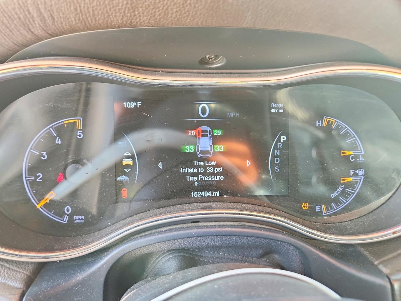 2015 Jeep Grand Cherokee Overland - zdjęcie 9