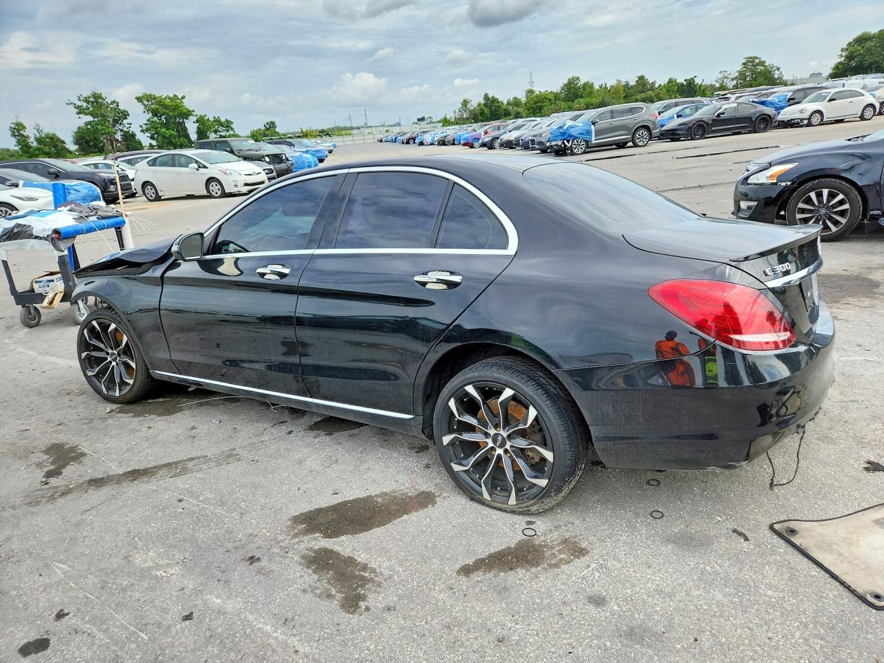2016 Mercedes-Benz C 300 - zdjęcie 2