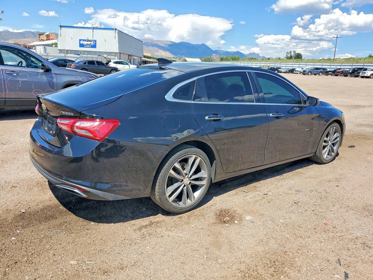 2020 Chevrolet Malibu Premier - zdjęcie 3