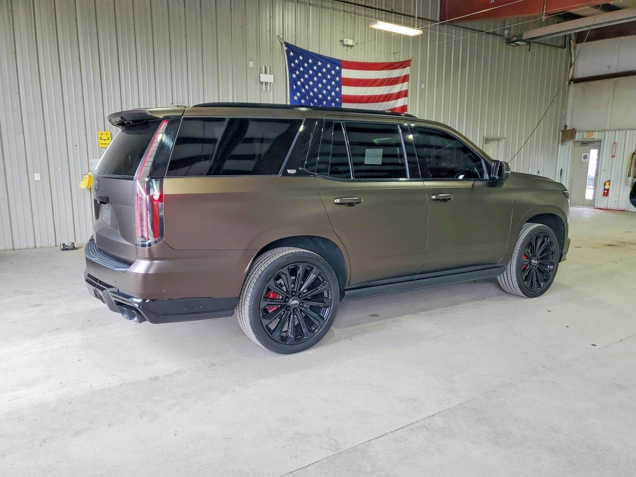 2025 Cadi Escalade V - zdjęcie 3