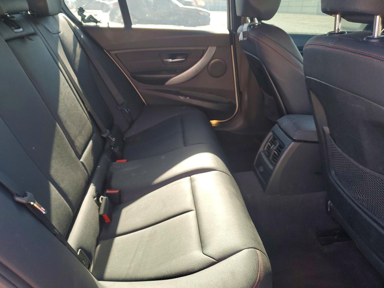 2014 BMW 328 I - zdjęcie 10