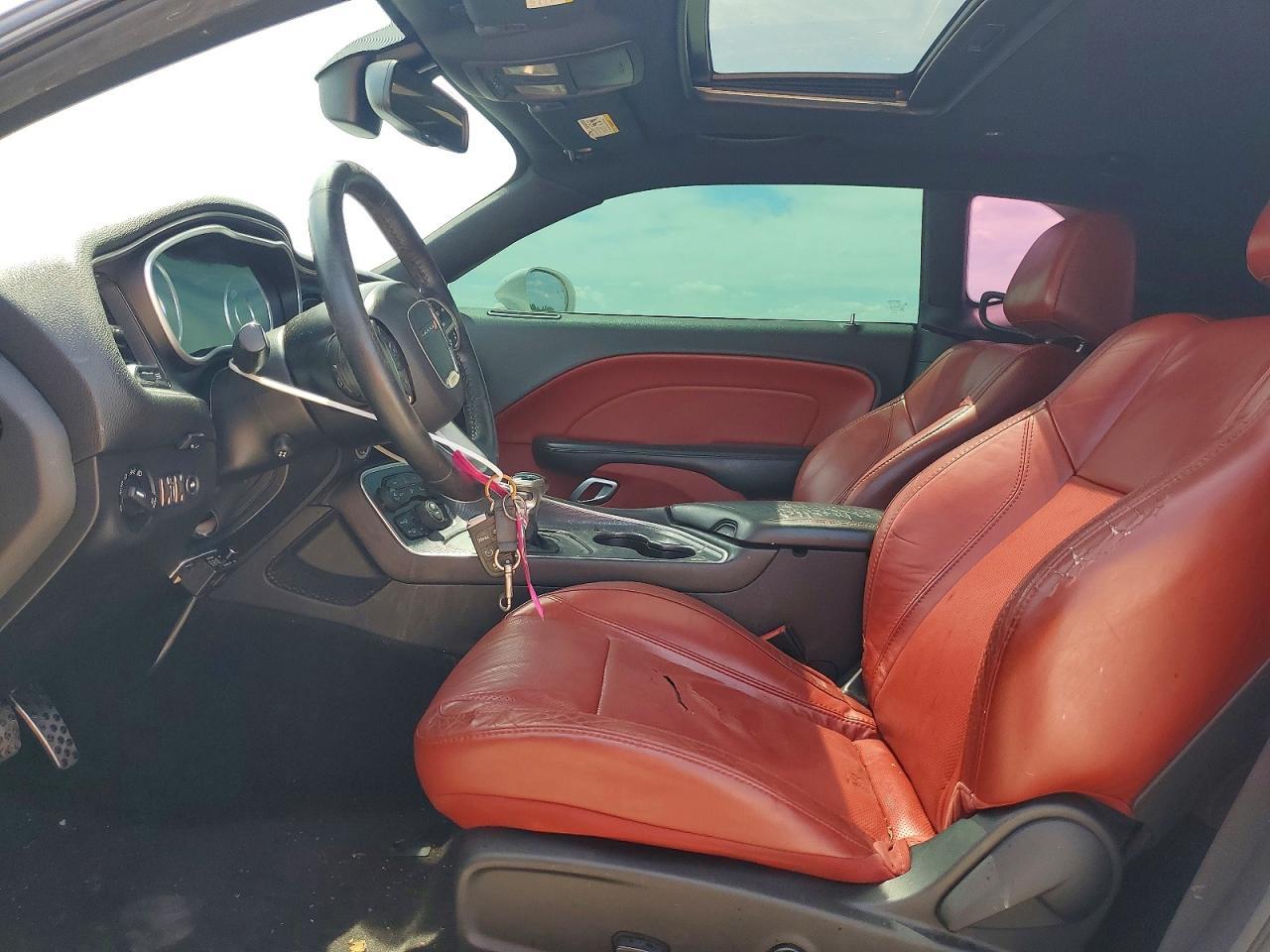 2016 Dodge Challenger R/T - zdjęcie 7