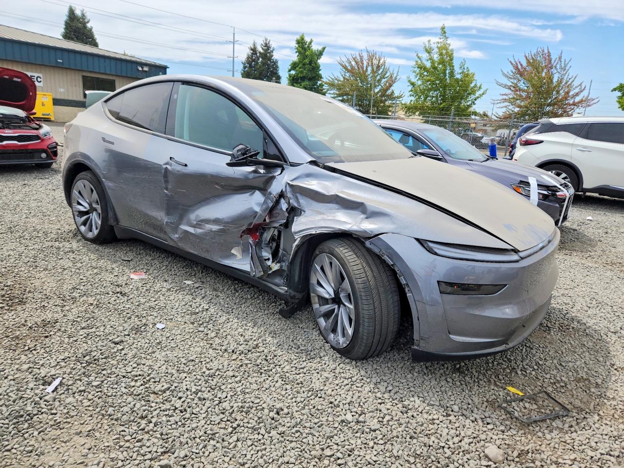2026 Tesla Model Y - zdjęcie 4