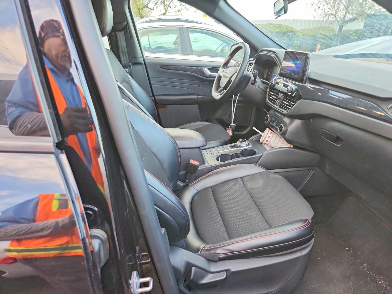 2025 Ford Escape St Line - zdjęcie 13