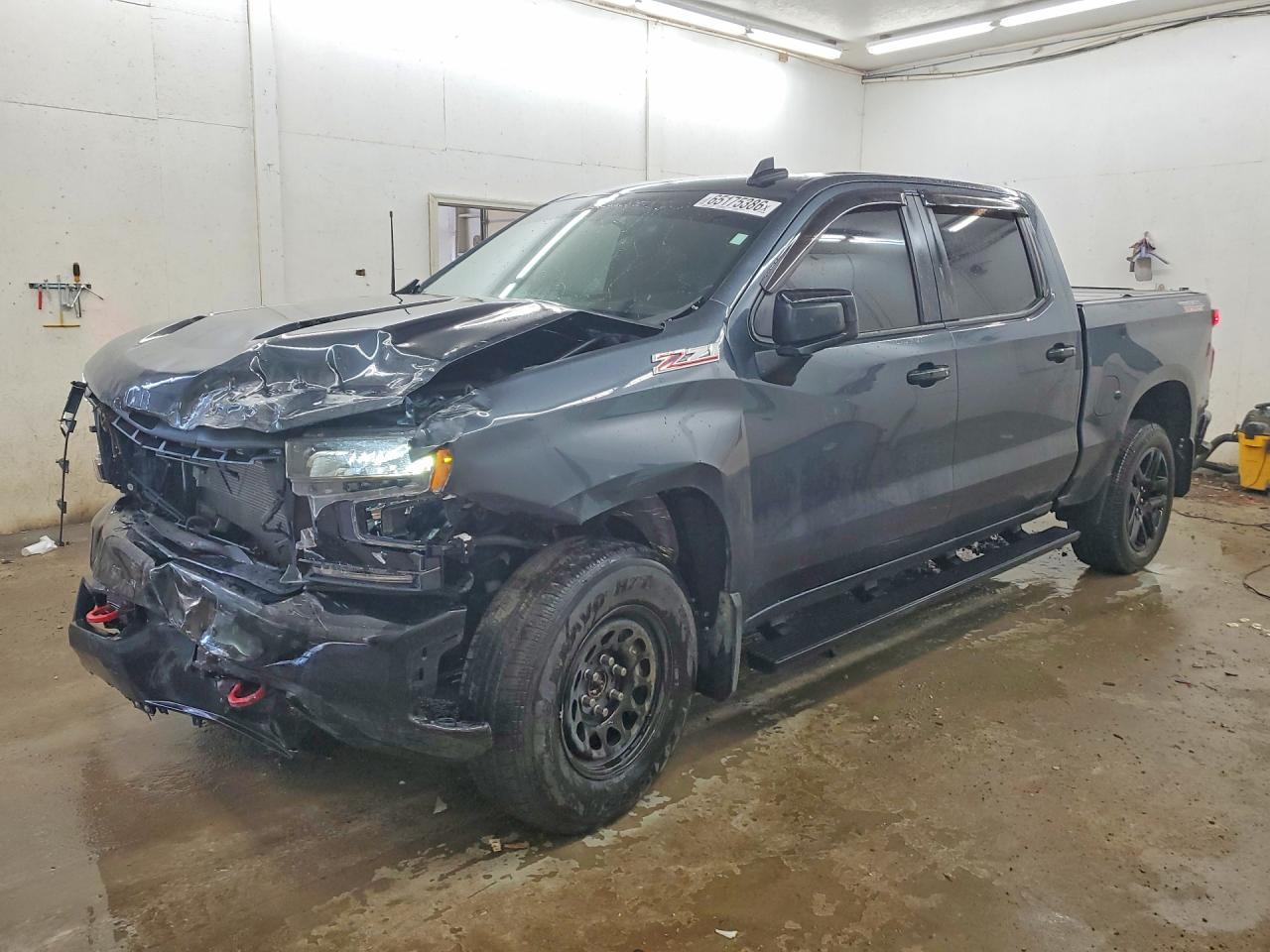 2021 Chevrolet Silverado K1500 Lt Trail Boss - zdjęcie główne