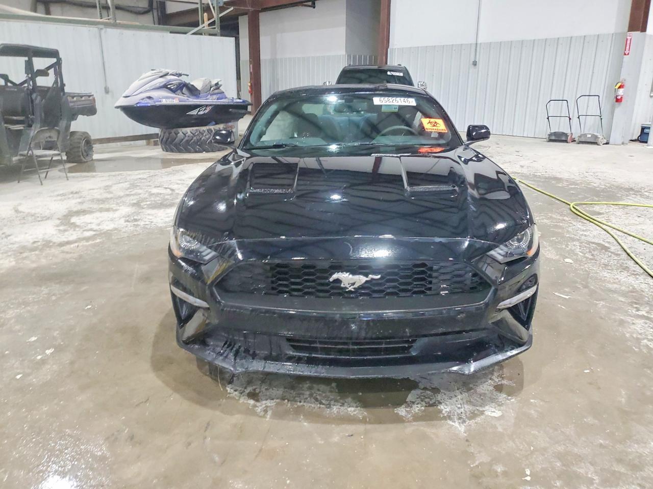 2019 Ford Mustang - zdjęcie 5