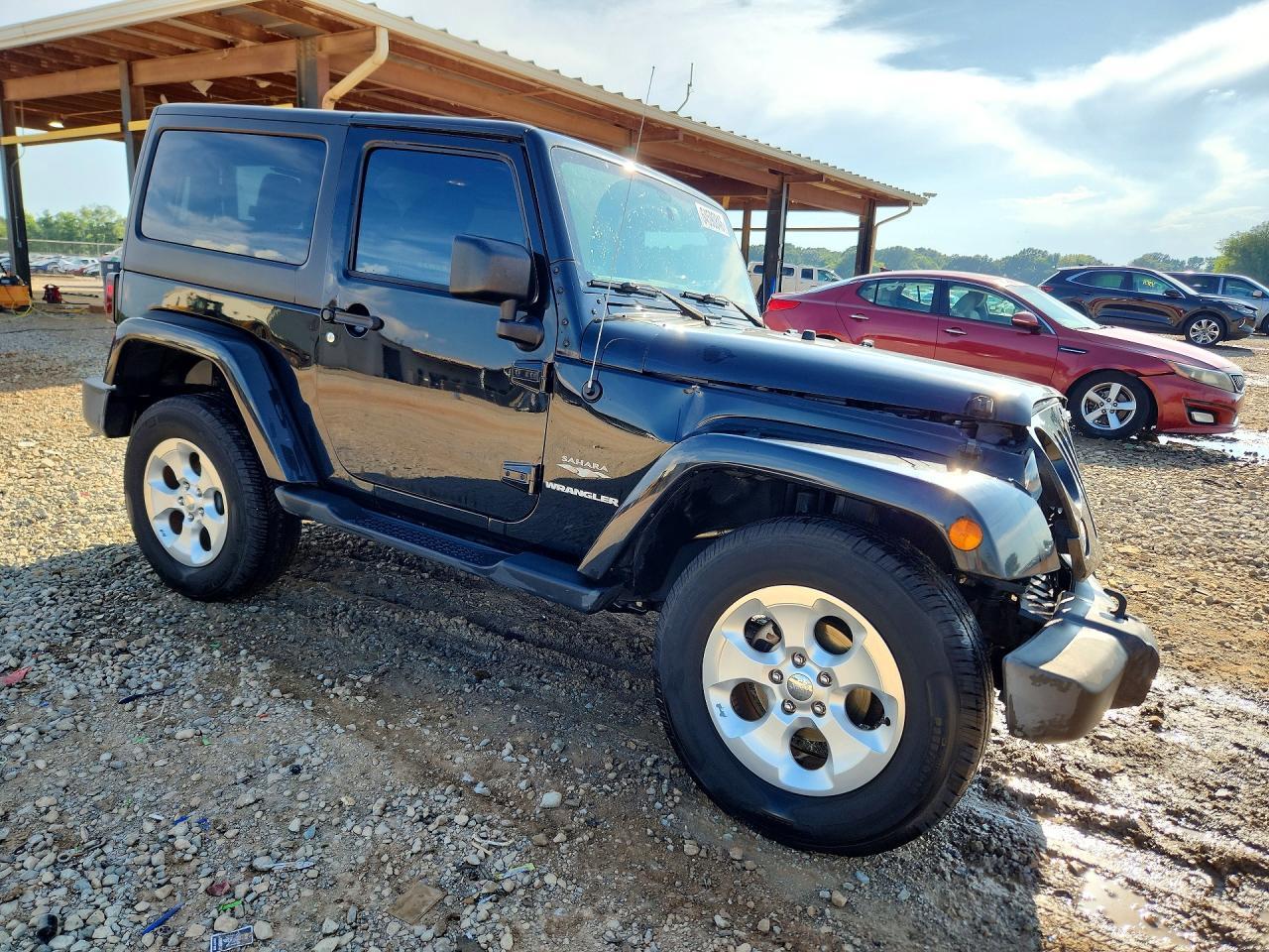 2015 Jeep Wrangler Sahara - zdjęcie 4