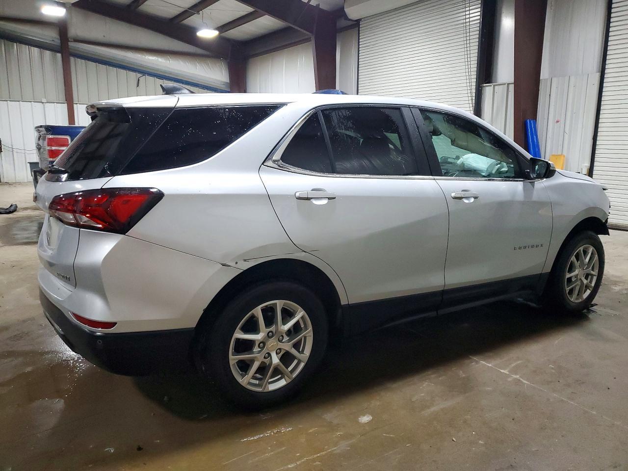2022 Chevrolet Equinox Lt - zdjęcie 3