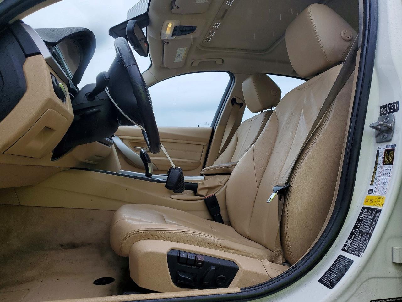 2013 BMW Seria 3 328i - zdjęcie 7