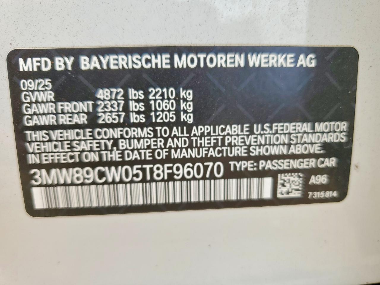 2026 BMW Seria 3 330i - zdjęcie 12