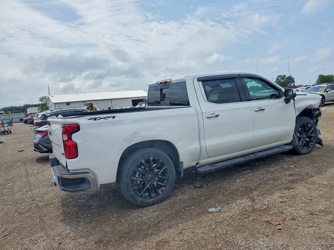 2025 Chevrolet Silverado K1500 Ltz - zdjęcie 3