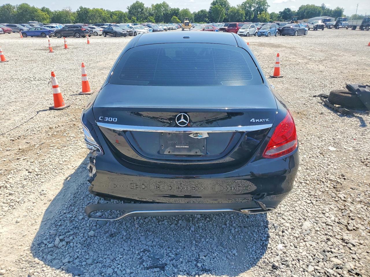 2018 Mercedes-Benz C 300 4Matic - zdjęcie 6