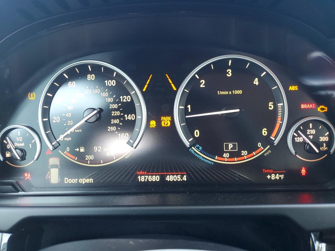 2015 BMW X5 xDrive35D - zdjęcie 9