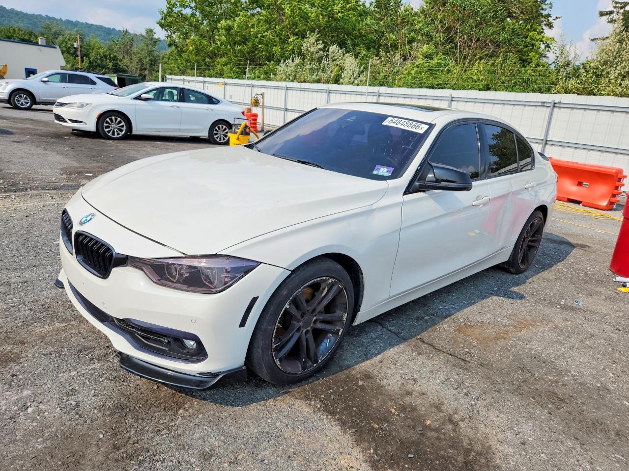 2018 BMW Seria 3 330i - zdjęcie główne