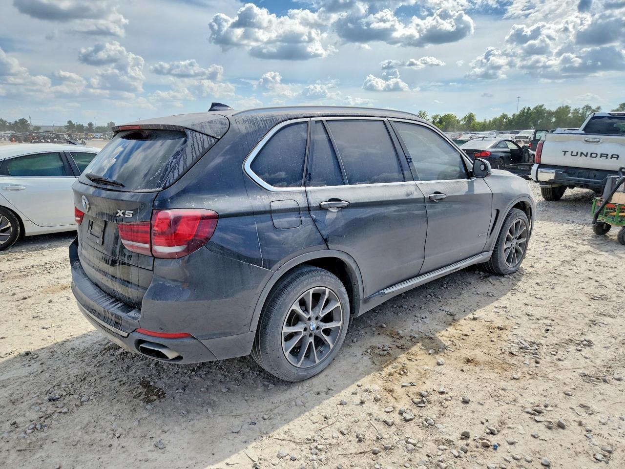 2014 BMW X5 xDrive50I - zdjęcie 3