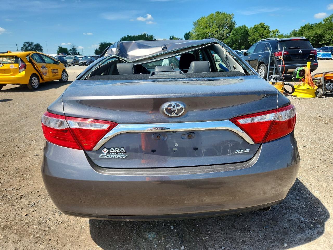 2016 Toyota Camry Xle - zdjęcie 6
