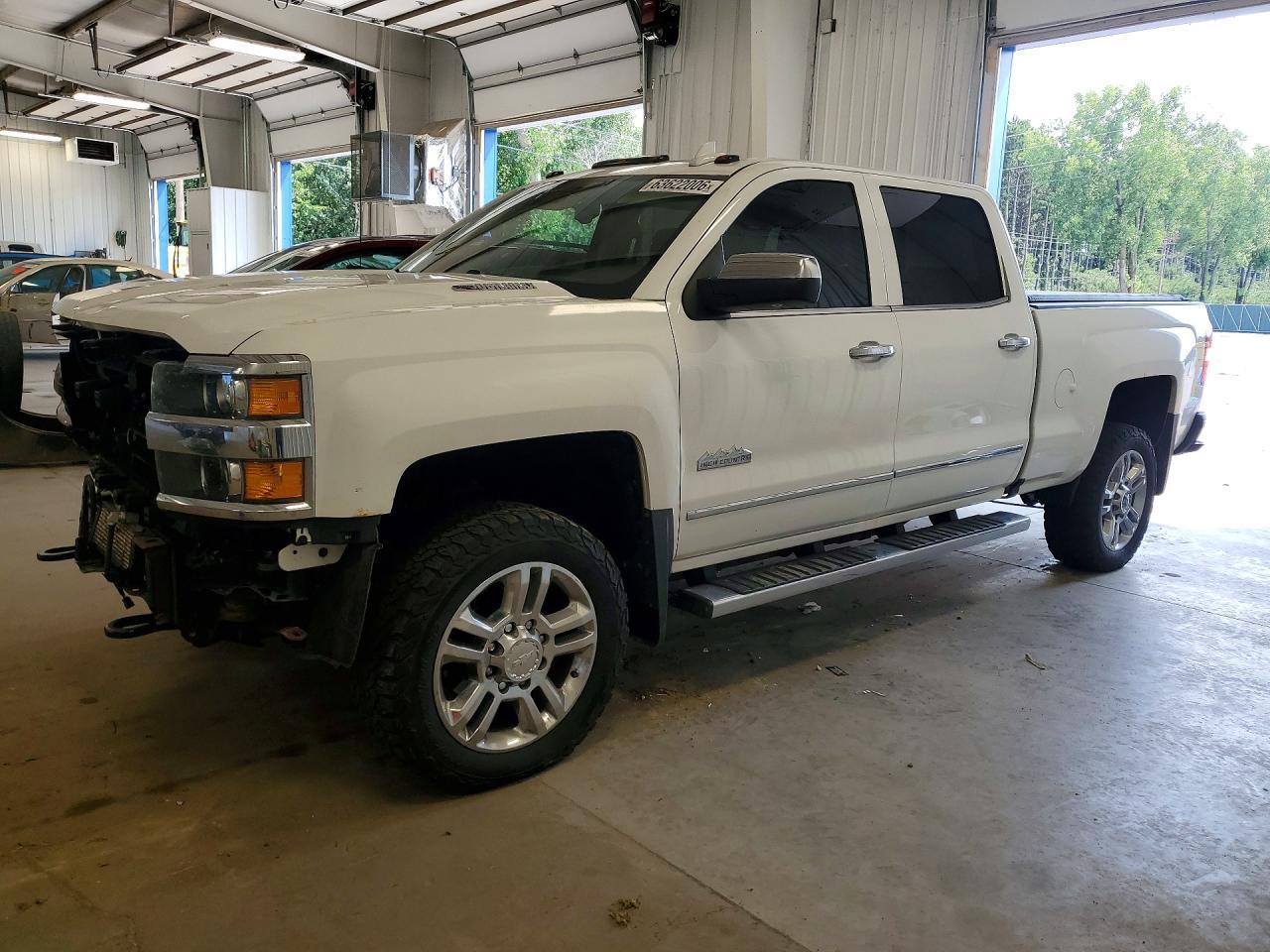 2016 Chevrolet Silverado K2500 High Country - zdjęcie główne
