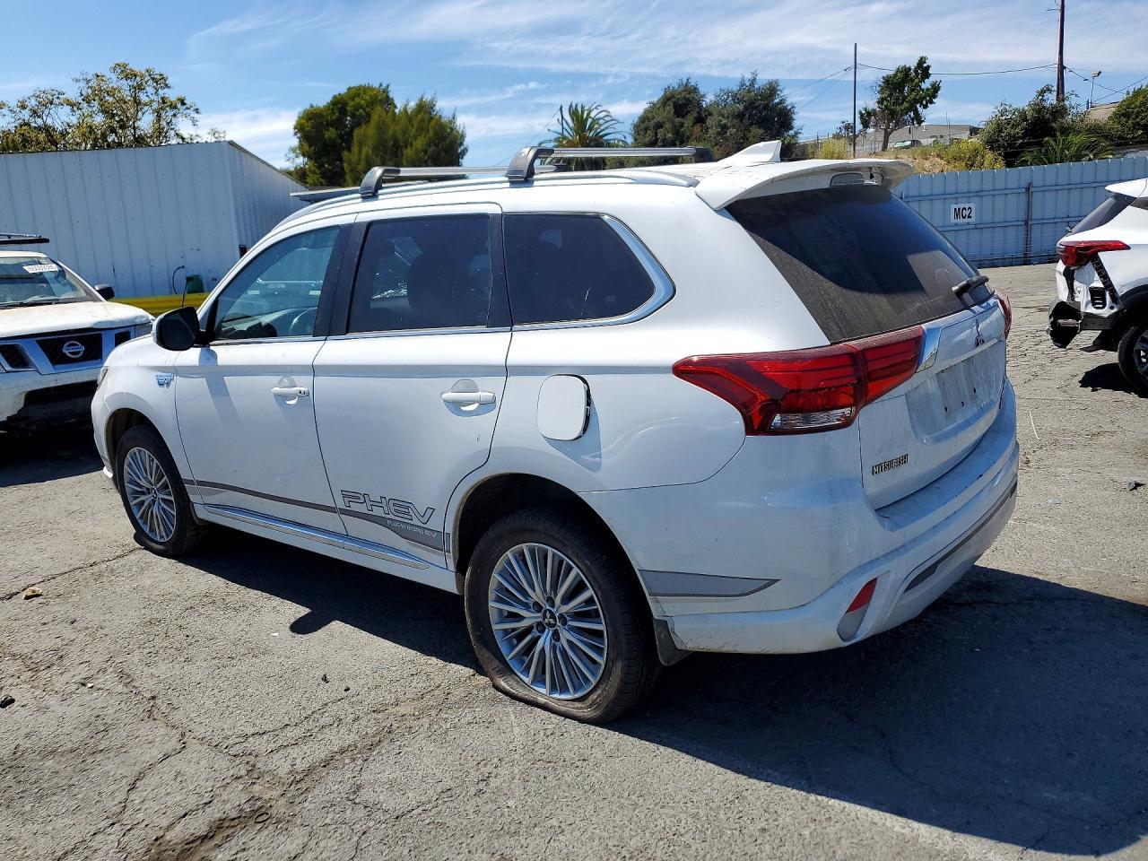 2019 Mitsubishi Outlander Sel - zdjęcie 2